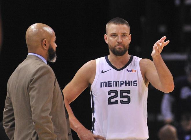 包含集体配合无间！选手联手取得巨大成功的词条