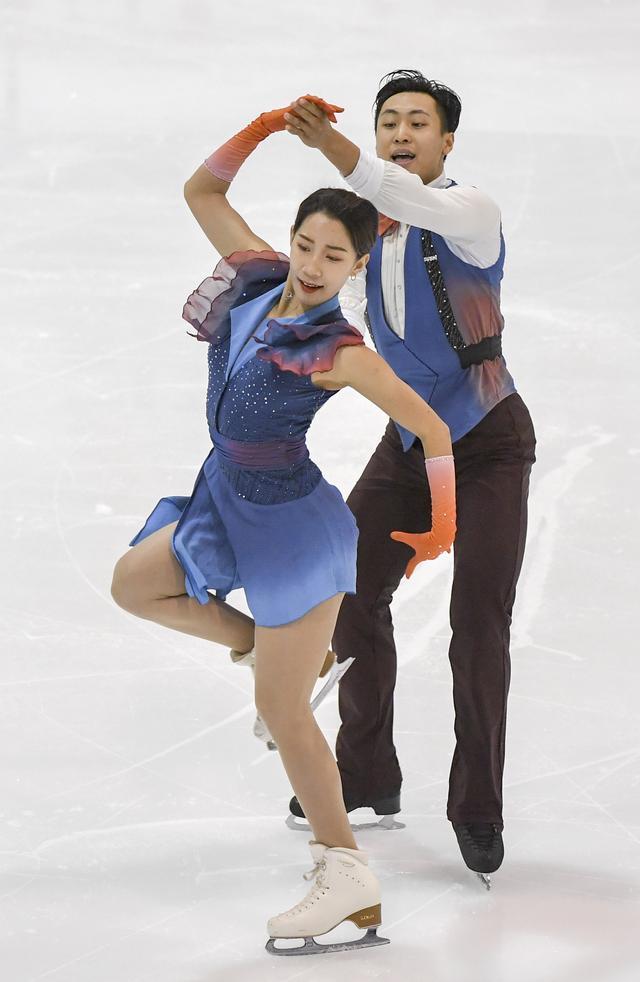 关于埃及选手在滑冰项目中取得亮眼战绩的信息