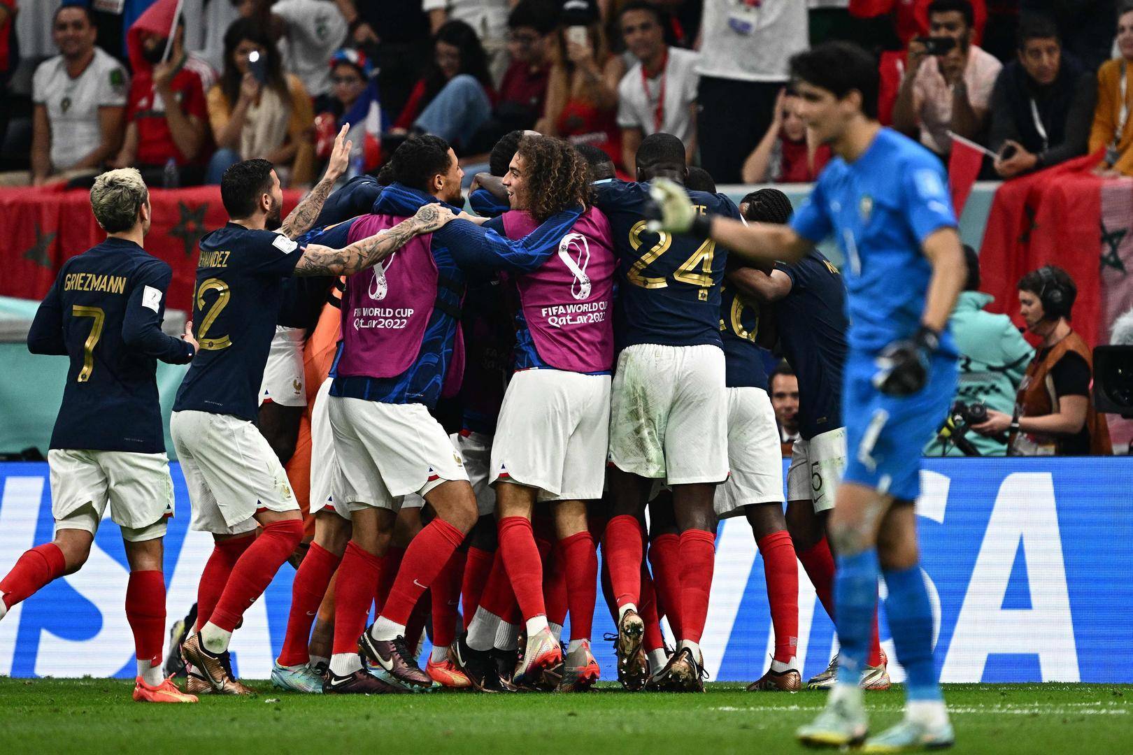 非洲篮球争霸赛迎来巅峰对决，埃及队力挫加纳队获胜