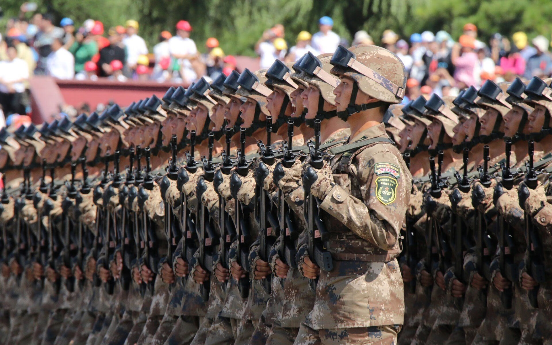 冷血杀手！保罗关键时刻连得8分，上海队逆转黄蜂12分溃败