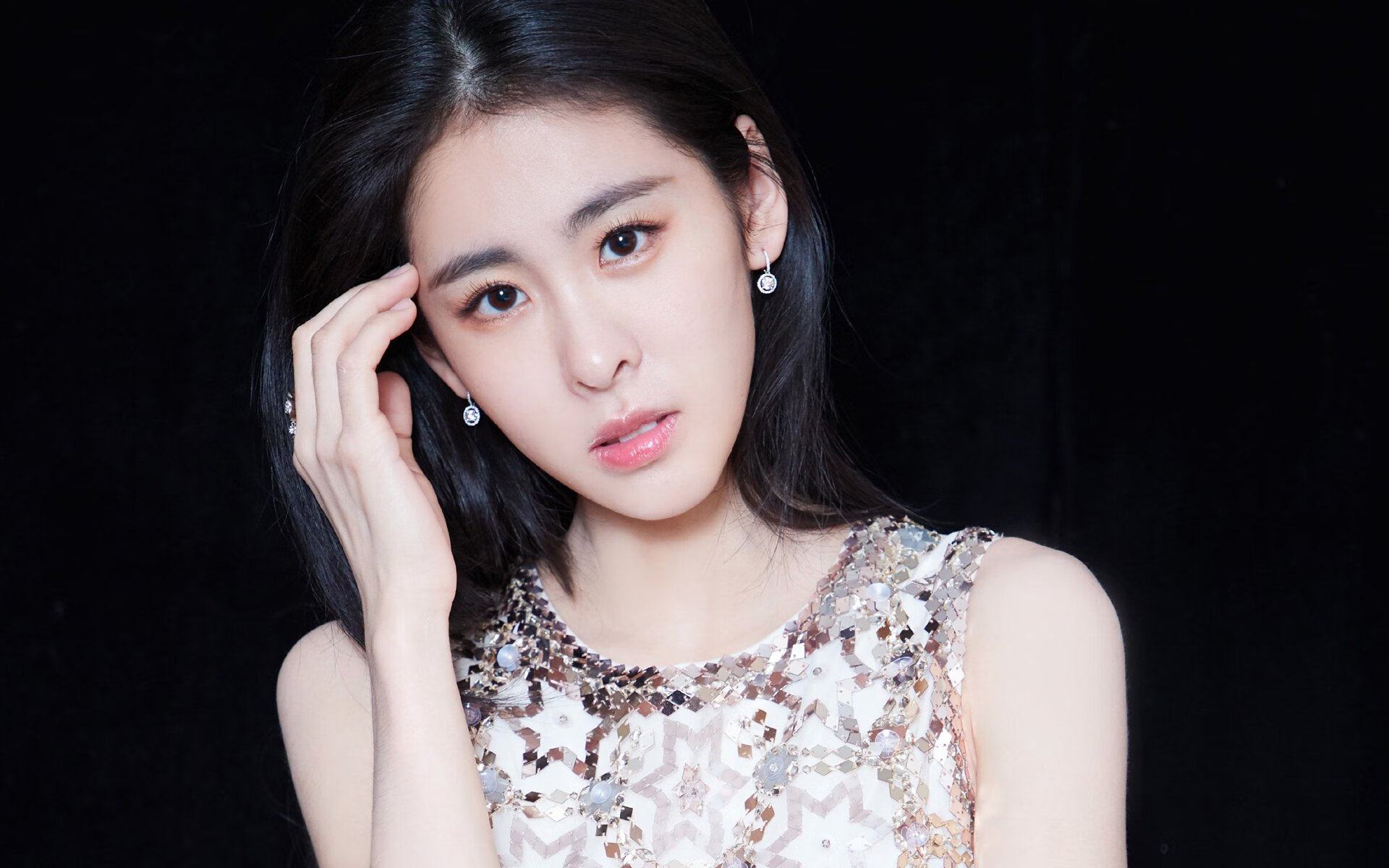 雷火电竞网站-跨时空之战，辽宁队末节狂潮带走森林狼，约基奇60分难阻败局